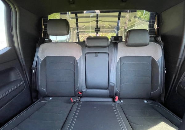 Volkswagen Amarok cena 240500 przebieg: 16175, rok produkcji 2023 z Giżycko małe 211